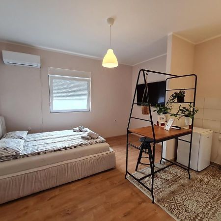 Apartmani Zrenjanin Zewnętrze zdjęcie